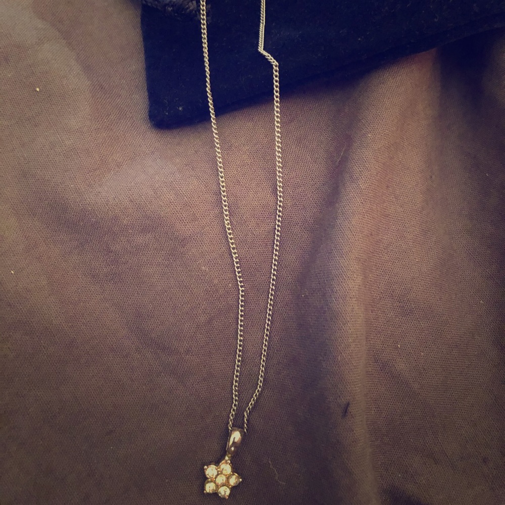 Diamond 5 pointed star necklace